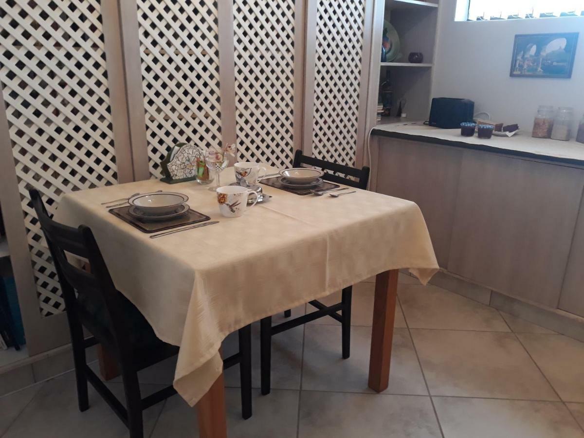 Field'S Rest Bed & Breakfast Port Elizabeth Bagian luar foto